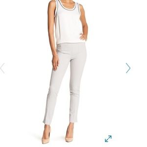 Amanda & Chelsea Signature Side Zip Pants